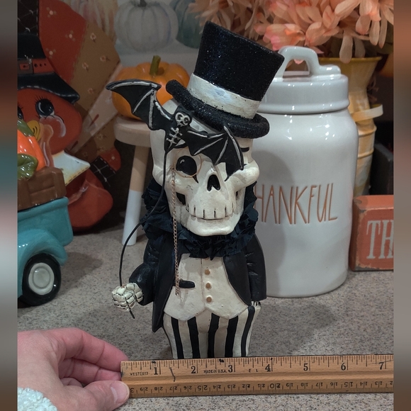 Bethany Lowe Dapper Desmond Skelly Skeleton Striped Halloween Figurine - Picture 8 of 15